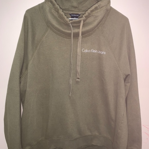 Calvin Klein - Picture 2 of 2